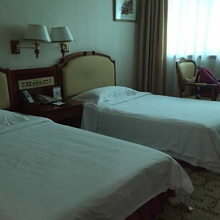 Phoenix Hotel 南宁 外观 照片